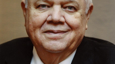 Hoy cumple 60 años ejerciendo la pediatría el doctor Ricardo "Chiche" Ivancovich
