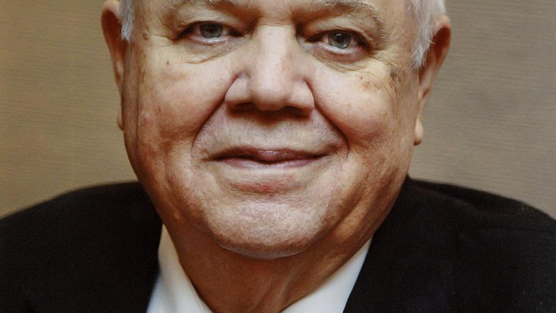 Hoy cumple 60 años ejerciendo la pediatría el doctor Ricardo "Chiche" Ivancovich