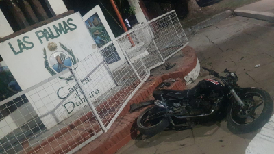 Un hombre perdió la vida al chocar contra un monumento