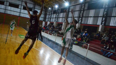 Clausura de la ABR: Hindú y Don Bosco, de visitante