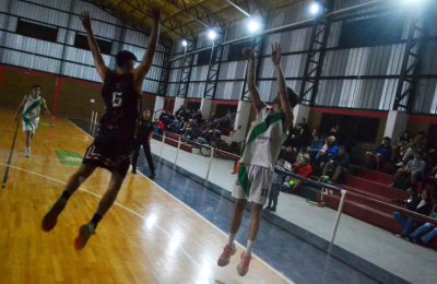 Clausura de la ABR: Hindú y Don Bosco, de visitante