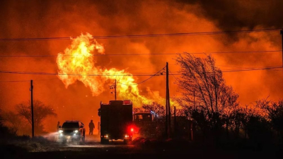 Fuego en Córdoba: miles de evacuados y casas quemadas