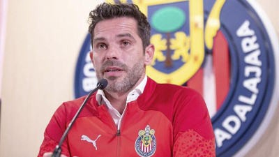 Gago se liberó de Chivas y se pone el saco azul y oro