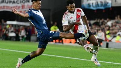 River no pudo descontarle puntos al líder Vélez pero el torneo quedó abierto