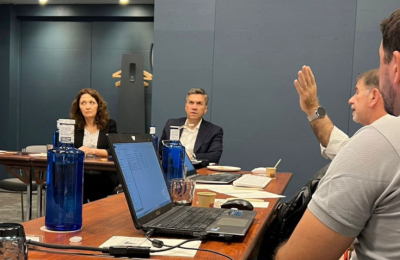 Zdero se reunió con empresarios del carbón en España
