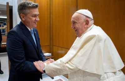 Zdero habló del encuentro con el Papa: "Fue ameno y lo invité a visitar el Chaco"