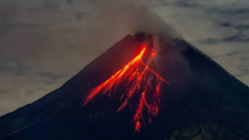 Nueve muertos tras la erupción de volcán Lewotobi