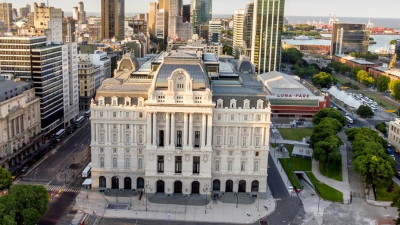 El Gobierno concesionará espacios del Palacio Libertad para fines gastronómicos
