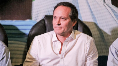 ¿Camau Espínola, candidato por LLA?