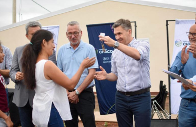 Zdero entregó viviendas a varias familias de Concepción del Bermejo
