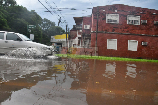 <p>El centro de Resistencia inundado luego de intensas lluvias.</p>