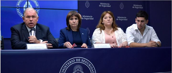 Bullrich gendarme.JPG
