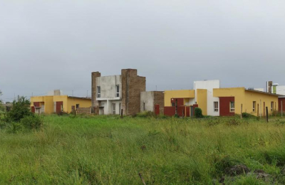 Les entregaron viviendas en 2023 como terminadas y aún esperan respuestas