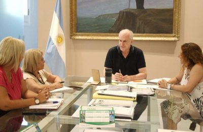 El intendente Nikisch anunció una importante recomposición salarial