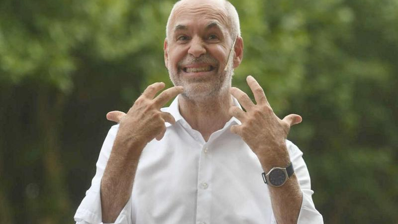 Larreta perdió la compostura y cargó contra Milei por los reportajes "pagos"
