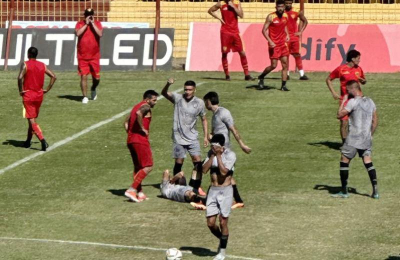 For Ever: grave lesión de Zabaleta en el amistoso ante Boca Unidos