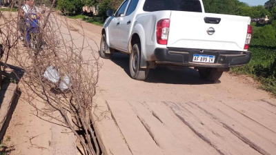 Reclamos por el mal estado del puente sobre el río de Oro