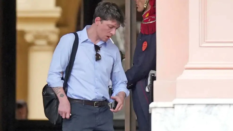 La SIDE gasta en personal en un mes lo mismo que presupuesto anual de Capital Humano