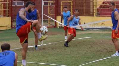 Sarmiento quiere meter segunda ante Mitre
