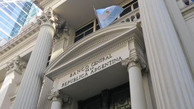El Banco Central tuvo otra fuerte sangría de divisas y las reservas cayeron a US$ 25.775 millones