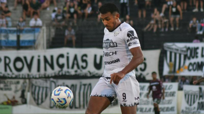 For Ever partió a Mendoza con el mismo 11 para enfrentar al líder Gimnasia