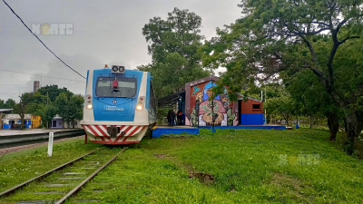 Volvió a circular el tren metropolitano a Puerto Tirol, con algunas demoras