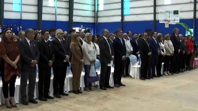 El gobernador encabezó el acto por el 115° aniversario de Villa Ángela