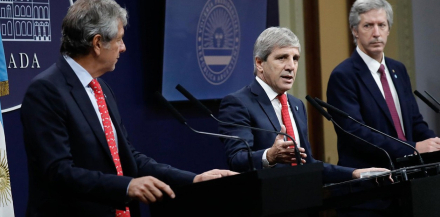 Arca Juan Pazo -Economía Luis Caputo - BCRA Santiago Bausili.jpg