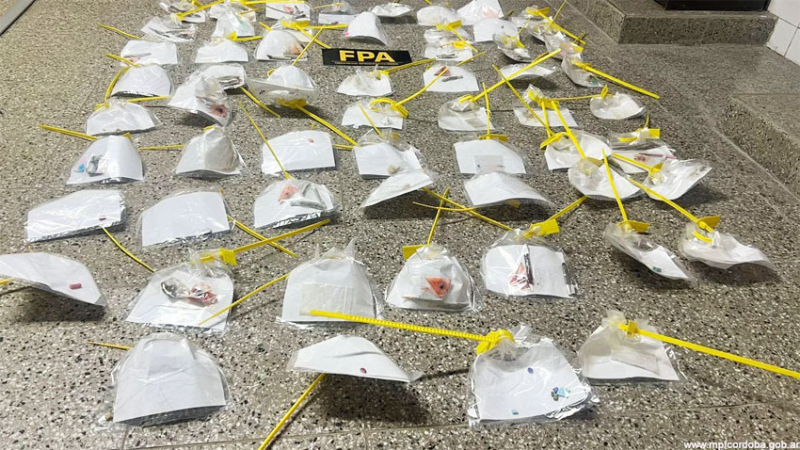 Córdoba: secuestraron caramelos alucinógenos y otras drogas