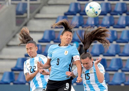 argentina-vs-uruguay.jpg
