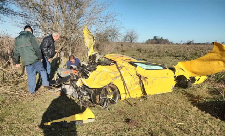 ferrari2.jpg