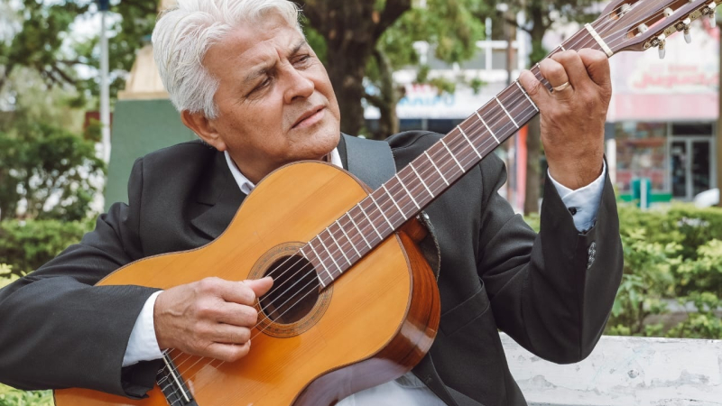 El músico Tele Miranda llega este finde a Resistencia