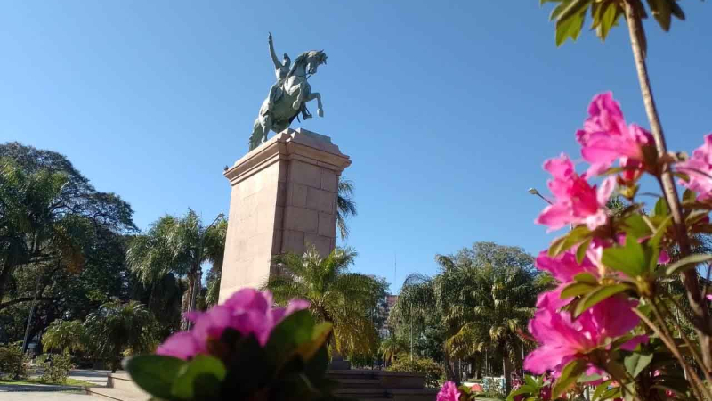 Resistencia celebra San Fernando con sol pleno y temperaturas en ascenso