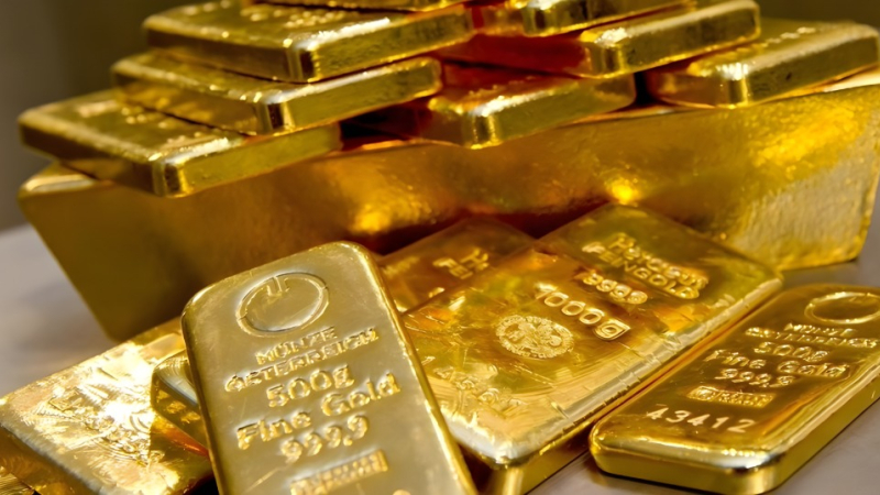 Nuevo récord histórico del oro impulsado por política de la Fed