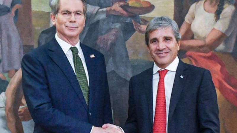 El FMI y EEUU coordinarán el próximo plan económico de Milei