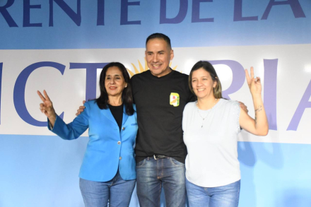 Caminata de los candidatos del FdV (5).jpeg