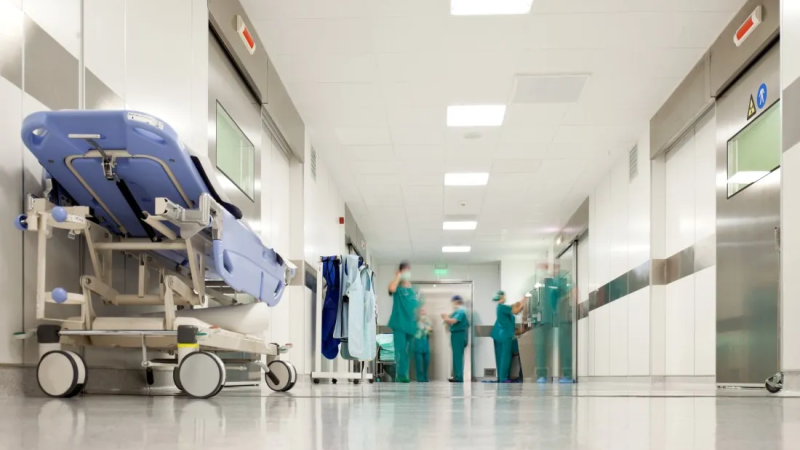 La salud privada, en cesación de pagos