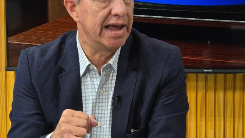 Eduardo Aguilar: "Nos presentamos como la opción ante dos espacios que horrorizan por igual"