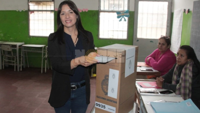 Rosario Goitia animó a los jóvenes a votar para "decidir el futuro del país"
