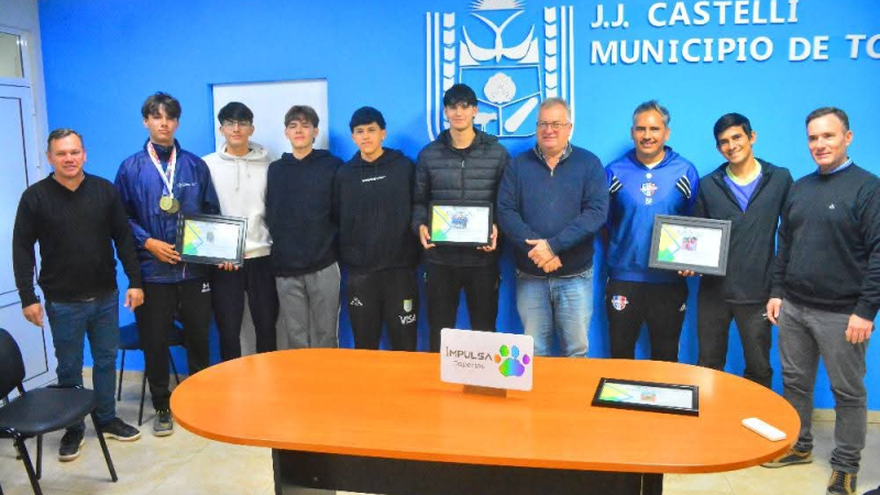Castelli reconoció a sus jóvenes destacados en los Juegos Evita 2025