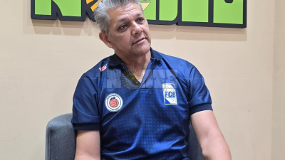 Treinta años en las canchas: Gustavo Chávez, entre el arbitraje y la enseñanza