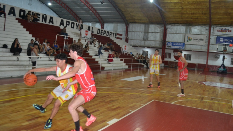 Don Bosco pegó primero en un duelo caliente y quedó a un paso de la semifinal