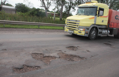 La ruta nacional 16, el corredor bioceánico arrasado en Resistencia