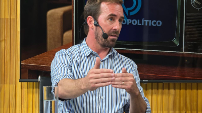 Javier Martínez: "Me seduce la idea de trabajar en una candidatura para la gobernación"