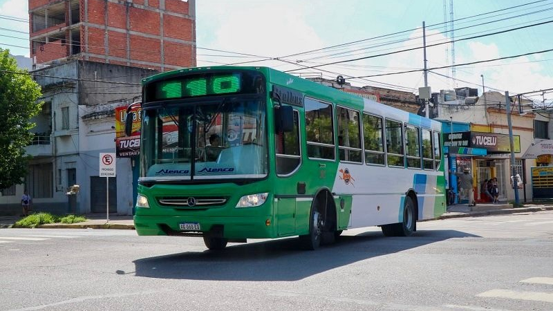 Transporte: vence la tregua y empresas buscarán avanzar con suspensiones