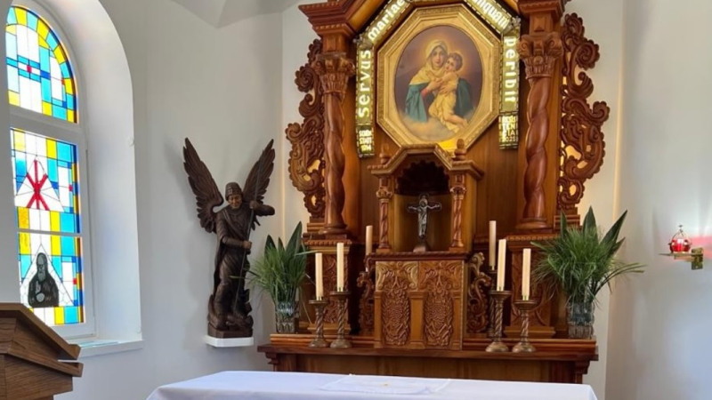 La espera que ilumina: el santuario de la Mater abre sus puertas al Adviento