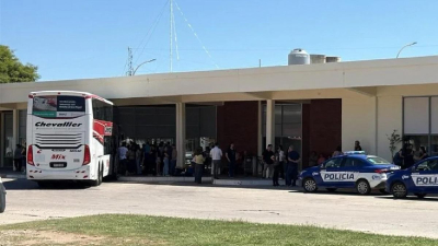 Dos choferes de un viaje de egresados dieron positivo en alcoholemia