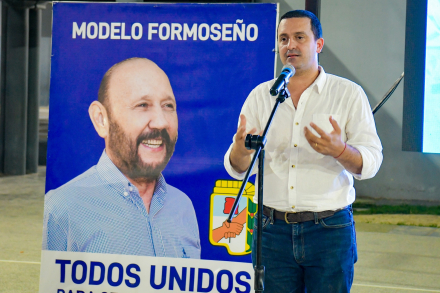 entrega certificados_las lomitas (2).jpg