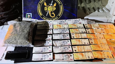 Detenido tras arrojar una mochila con marihuana, dinero y un celular