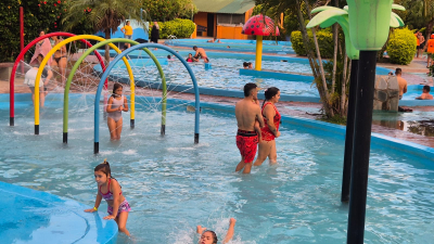 Parque Acuático de El Colorado se consolida como atractivo turístico
